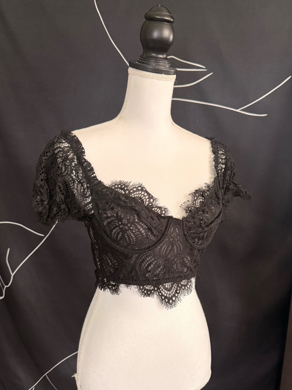 Lace Crop Bralette Top - Black
